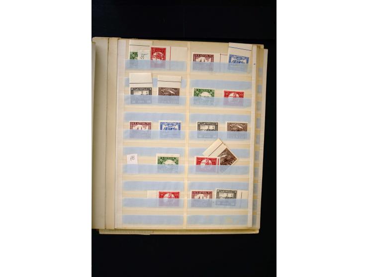1918/40, umfangreiche ungebrauchte/postfrische und gestempelte Sammlung, teils aufgezogen auf alten Blanko-Blättern und besch