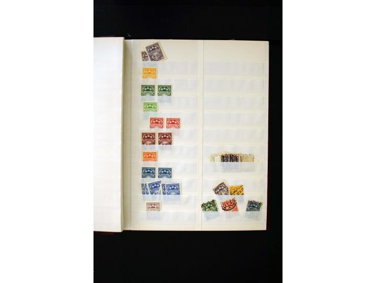 1918/40, umfangreiche ungebrauchte/postfrische und gestempelte Sammlung, teils aufgezogen auf alten Blanko-Blättern und besch
