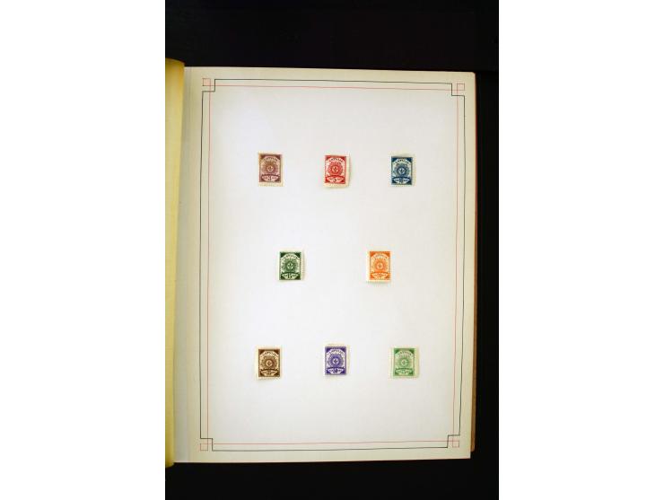1918/40, umfangreiche ungebrauchte/postfrische und gestempelte Sammlung, teils aufgezogen auf alten Blanko-Blättern und besch