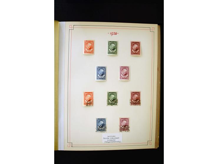 1918/40, umfangreiche ungebrauchte/postfrische und gestempelte Sammlung, teils aufgezogen auf alten Blanko-Blättern und besch