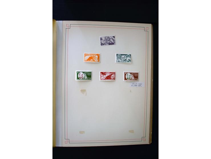 1918/40, umfangreiche ungebrauchte/postfrische und gestempelte Sammlung, teils aufgezogen auf alten Blanko-Blättern und besch