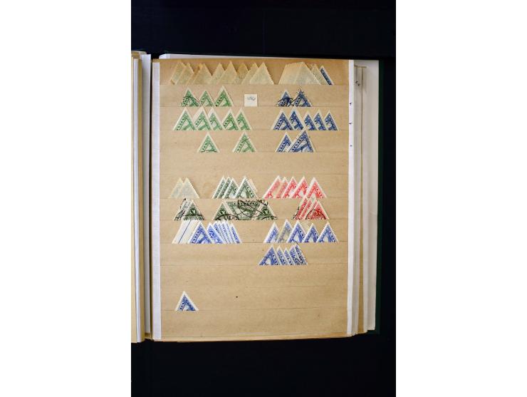 1918/40, umfangreiche ungebrauchte/postfrische und gestempelte Sammlung, teils aufgezogen auf alten Blanko-Blättern und besch