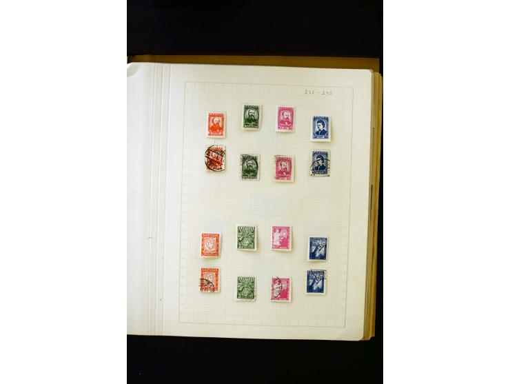 1918/40, umfangreiche ungebrauchte/postfrische und gestempelte Sammlung, teils aufgezogen auf alten Blanko-Blättern und besch