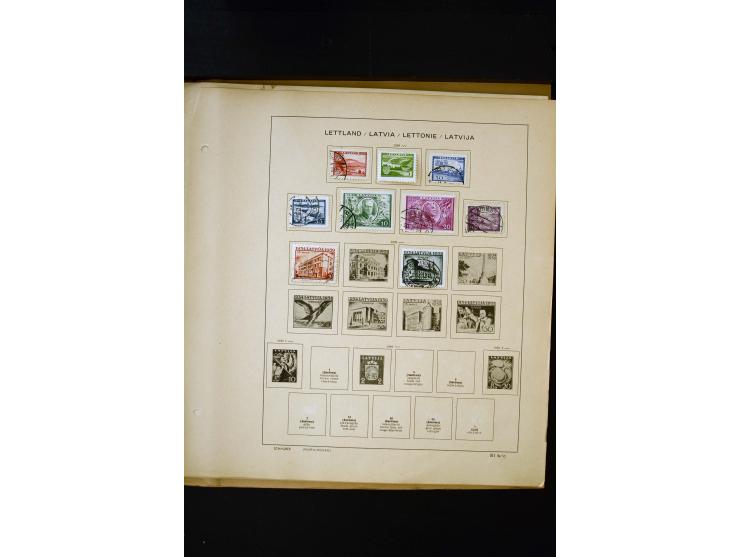 1918/40, umfangreiche ungebrauchte/postfrische und gestempelte Sammlung, teils aufgezogen auf alten Blanko-Blättern und besch