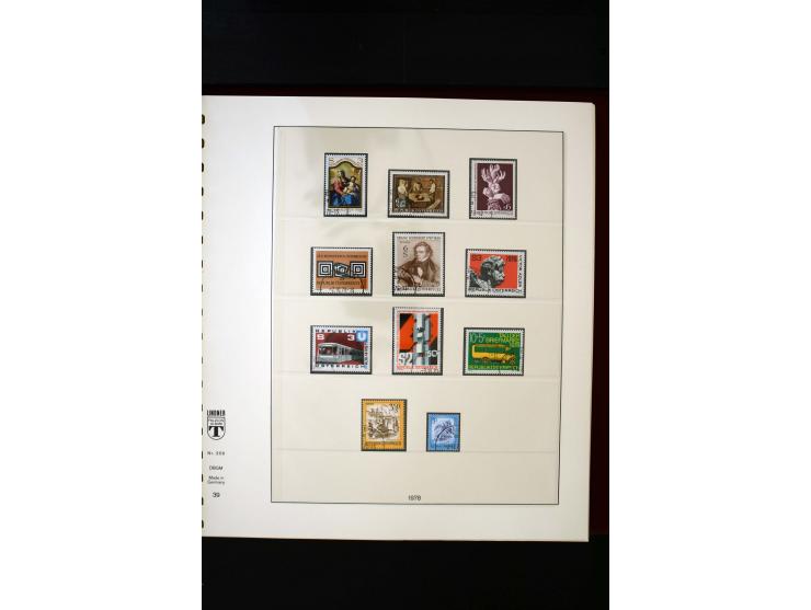 1850/1988, gestempelte Sammlung mit u.a. Mi.-Nr. 1 (2), 2 (2), 10-15I, 10-15II, 161-77, 518-23, 555, Bl.1 (Fotoattest Zenker 