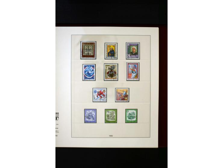 1850/1988, gestempelte Sammlung mit u.a. Mi.-Nr. 1 (2), 2 (2), 10-15I, 10-15II, 161-77, 518-23, 555, Bl.1 (Fotoattest Zenker 