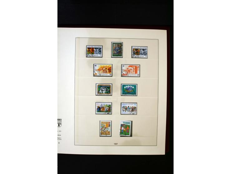 1850/1988, gestempelte Sammlung mit u.a. Mi.-Nr. 1 (2), 2 (2), 10-15I, 10-15II, 161-77, 518-23, 555, Bl.1 (Fotoattest Zenker 