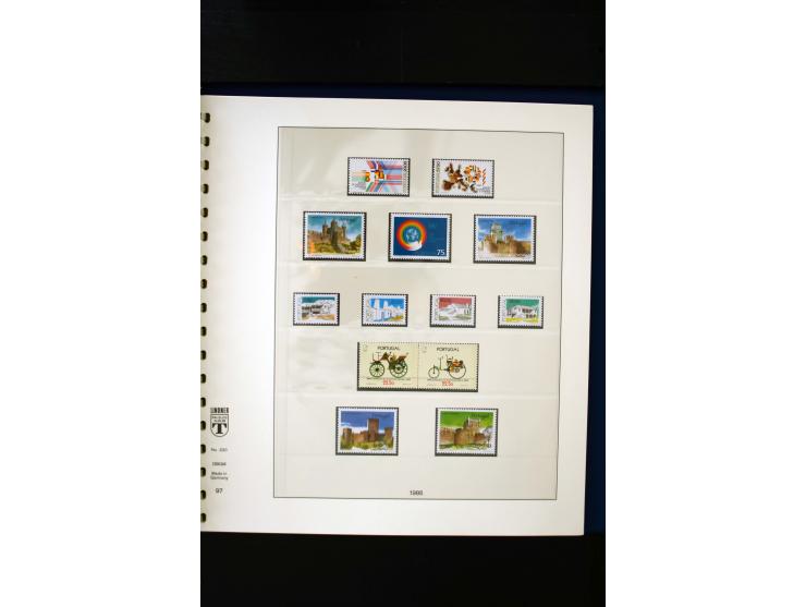 1934/88, postfrische Sammlung mit einigen wenigen ungebrauchten, in den Hauptnummern kpl., dazu Azoren, Madeira, Markenheftch