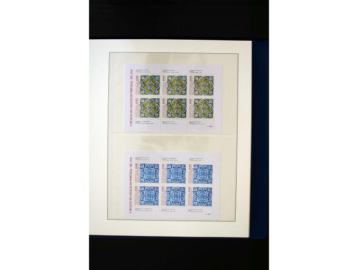 1934/88, postfrische Sammlung mit einigen wenigen ungebrauchten, in den Hauptnummern kpl., dazu Azoren, Madeira, Markenheftch