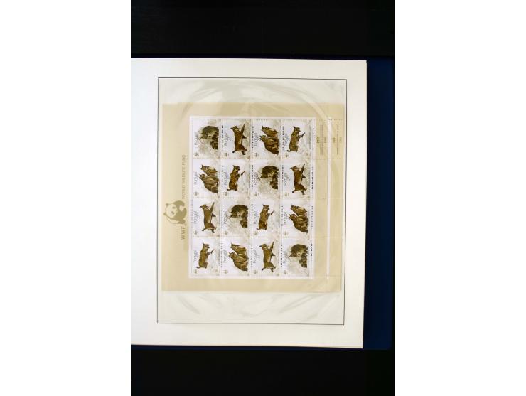 1934/88, postfrische Sammlung mit einigen wenigen ungebrauchten, in den Hauptnummern kpl., dazu Azoren, Madeira, Markenheftch