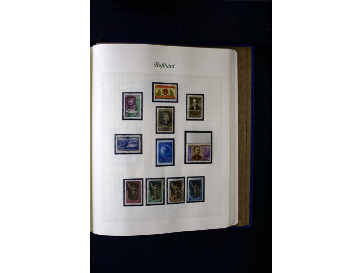 1858/1959, postfrische, ungebrauchte und gestempelte Sammlung mit u.a. Mi.-Nr. 390-91 C, 400Bb, 527, Bl.11A+B, 1527-34 etc., 