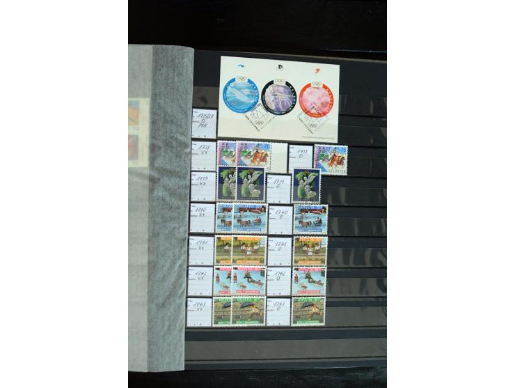 1843/2007, postfrische, ungebrauchte und gestempelte Sammlung mit u.a. Zürich 1I Esslinger Probedruck (repariert), Bundespost
