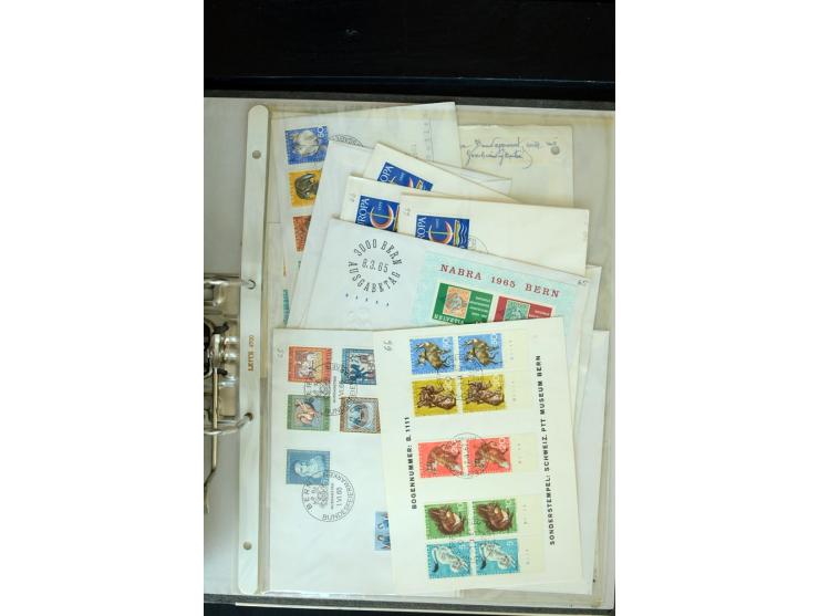 1843/2007, postfrische, ungebrauchte und gestempelte Sammlung mit u.a. Zürich 1I Esslinger Probedruck (repariert), Bundespost