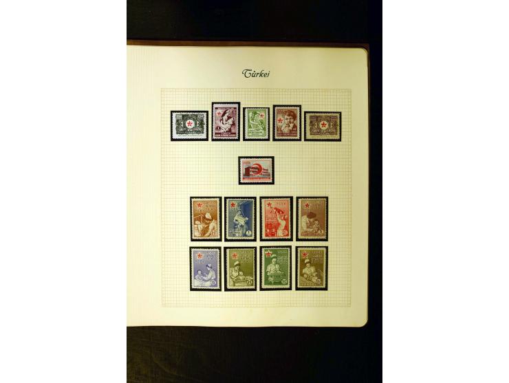 1863/1958, postfrische, ungebrauchte und gestempelte Sammlung mit u.a. Mi.-Nr. 229-45, 799-806, 913-34, 985-99, Porto, Zwangs