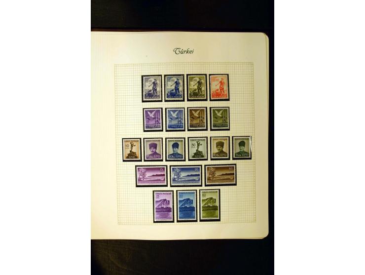 1863/1958, postfrische, ungebrauchte und gestempelte Sammlung mit u.a. Mi.-Nr. 229-45, 799-806, 913-34, 985-99, Porto, Zwangs