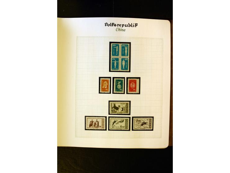 1949/58, postfrische Sammlung mit u.a. Mi.-Nr. 30, 31-34I, 35-48, 60-66, 67-76, Bl.1-6 etc., dazu Bürgerkriegsausgaben mit u.