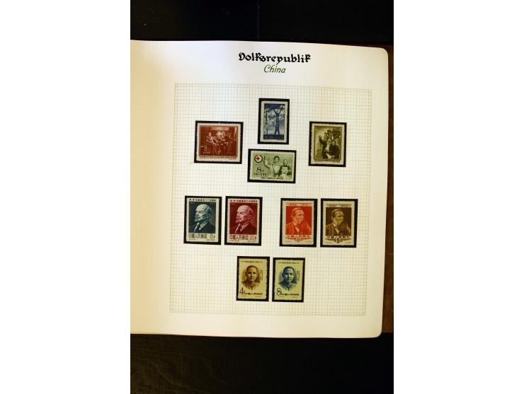 1949/58, postfrische Sammlung mit u.a. Mi.-Nr. 30, 31-34I, 35-48, 60-66, 67-76, Bl.1-6 etc., dazu Bürgerkriegsausgaben mit u.
