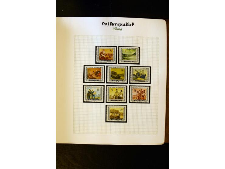 1949/58, postfrische Sammlung mit u.a. Mi.-Nr. 30, 31-34I, 35-48, 60-66, 67-76, Bl.1-6 etc., dazu Bürgerkriegsausgaben mit u.
