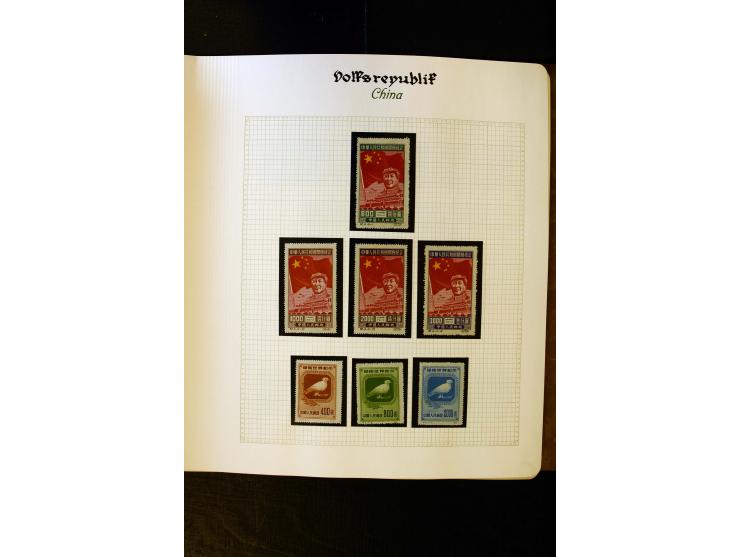 1949/58, postfrische Sammlung mit u.a. Mi.-Nr. 30, 31-34I, 35-48, 60-66, 67-76, Bl.1-6 etc., dazu Bürgerkriegsausgaben mit u.