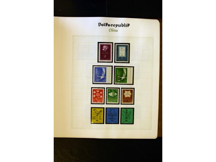 1949/58, postfrische Sammlung mit u.a. Mi.-Nr. 30, 31-34I, 35-48, 60-66, 67-76, Bl.1-6 etc., dazu Bürgerkriegsausgaben mit u.