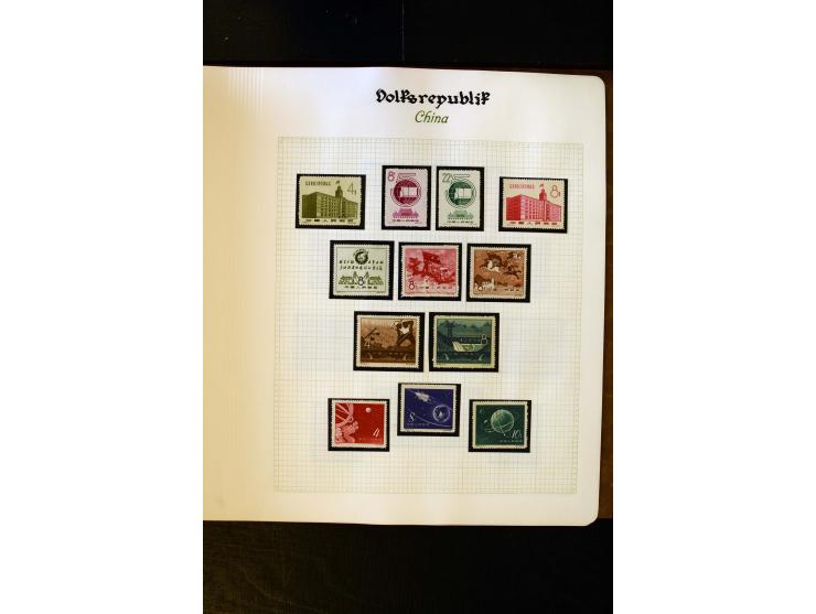 1949/58, postfrische Sammlung mit u.a. Mi.-Nr. 30, 31-34I, 35-48, 60-66, 67-76, Bl.1-6 etc., dazu Bürgerkriegsausgaben mit u.