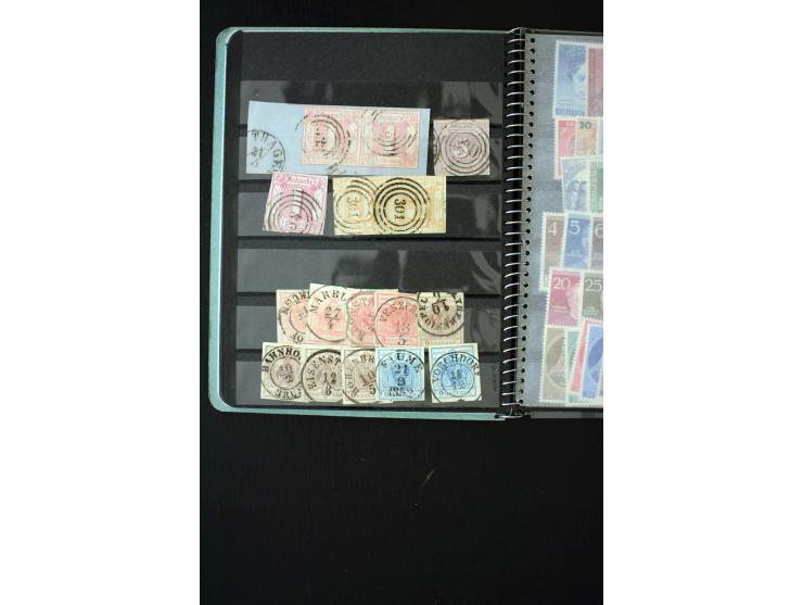 1859/1945 (ca.), kleine Partie im Ministeckbuch, dabei diverse Blockstücke Allgemeine Ausgaben Franz. Kolonien, u.a. Mi. 3K i