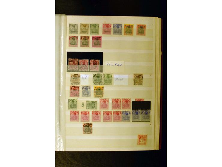 1872/1945, 2 Steckbücher voll mit oft besserem Material ab Brustschild bis Zusammendrucke III. Reich, dabei viel Pfennige bis