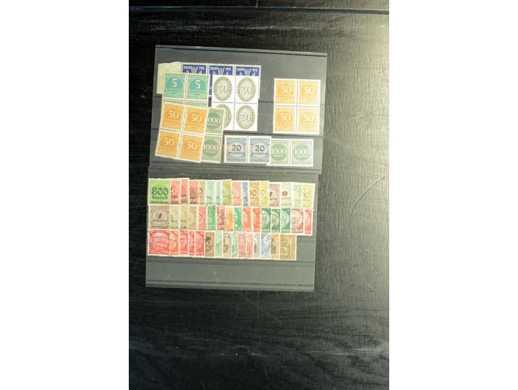 1872/1945, postfrische, ungebrauchte und gestempelte Partie mit u.a. Mi.-Nr. 309Y (Fotobefund Weinbuch BPP), 439X (Fotoattest