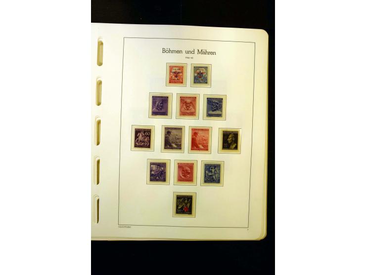 1919/45, postfrische und ungebrauchte Sammlung, ab Weimar kpl., dazu etwas Besetzung II mit u.a. Theresienstadt-Zulassungsmar