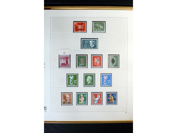 1920/59, postfrische und ungebrauchte Sammlung mit u.a. Mi.-Nr. 128-34, 151-57, 161-67, 226-38I, Bl.1 und2 etc., dazu gestemp