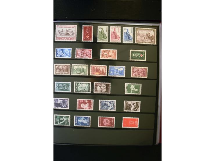 1947/56, sehr schöne postfrische und gestempelte Sammlung in den Hauptnummern weit überkomplett mit einer Vielzahl an Besonde