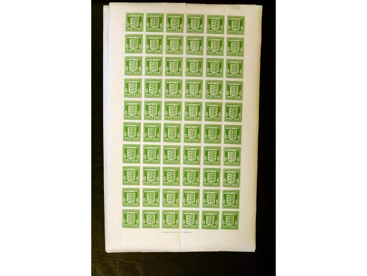 1941, ½P. gelblichgraugün per 500 in kompletten Bogen sowie 1 P. lebhaftrot auf dünnem Papier per 400 in kompletten Bogen, po