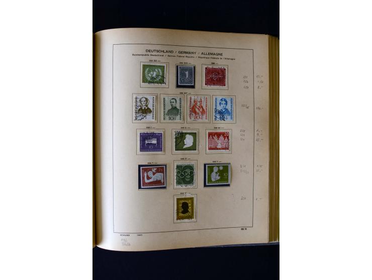1850/1958, postfrische, ungebrauchte und gestempelte Sammlung mit u.a. Dt. Reich Bl.1, Bl.3 auf Brief etc.; 2 Alben