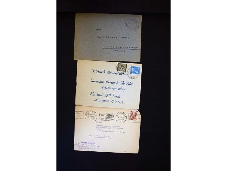  1945/1949, sehr umfangreiche Sammlung aller Zonen mit einigen hundert Briefen, Karten und Ganzsachen auf Austellungsblättern