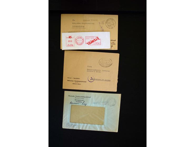  1945/1949, sehr umfangreiche Sammlung aller Zonen mit einigen hundert Briefen, Karten und Ganzsachen auf Austellungsblättern