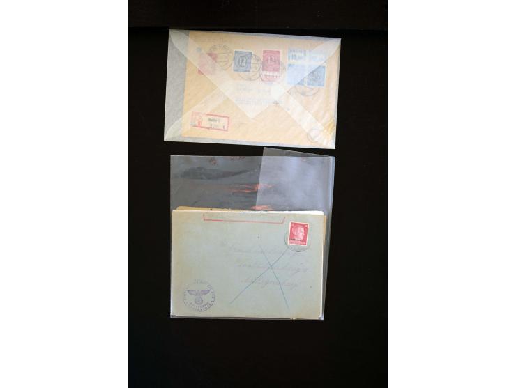  1945/1949, sehr umfangreiche Sammlung aller Zonen mit einigen hundert Briefen, Karten und Ganzsachen auf Austellungsblättern