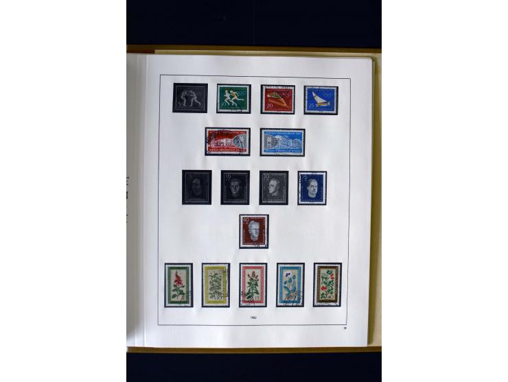 1949/66, gestempelte, teils spezialisierte Sammlung mit u.a. Mi.-Nr. 252II, 333raYI, 334zaXI (2), 339xbXI, 341raXI (2), 341rb