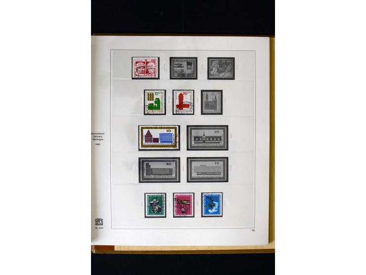 1949/66, gestempelte, teils spezialisierte Sammlung mit u.a. Mi.-Nr. 252II, 333raYI, 334zaXI (2), 339xbXI, 341raXI (2), 341rb