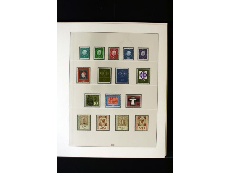 1949/2006, in den Hauptnummern bis 2002 komplette postfrische Sammlung, dazu 1994-2006 komplett in Zehnerbogen