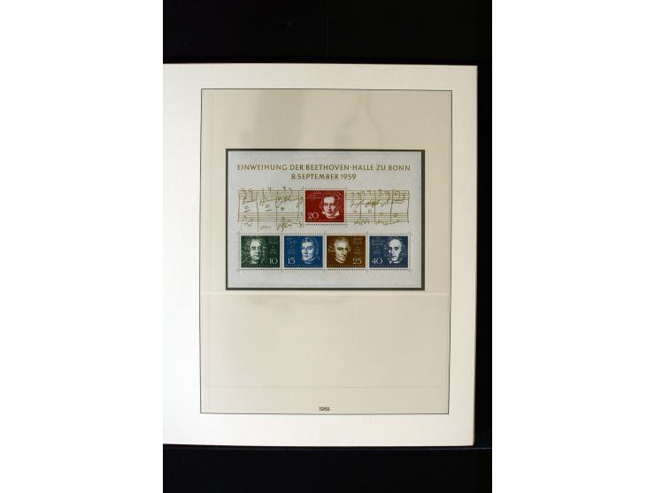 1949/2006, in den Hauptnummern bis 2002 komplette postfrische Sammlung, dazu 1994-2006 komplett in Zehnerbogen