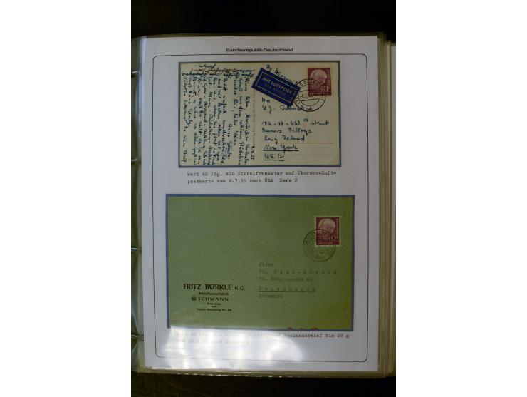 1954/1964, Ausstellungs-Sammlung "HEUSS I" in 2 Ordnern mit vielen besseren Einzel- und Mehrfachfrankaturen, reichlich Portos