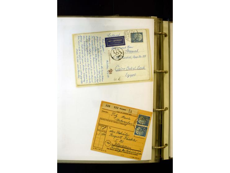 1954/1964, Ausstellungs-Sammlung "HEUSS I" in 2 Ordnern mit vielen besseren Einzel- und Mehrfachfrankaturen, reichlich Portos