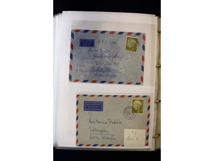 1954/1964, Ausstellungs-Sammlung "HEUSS I" in 2 Ordnern mit vielen besseren Einzel- und Mehrfachfrankaturen, reichlich Portos