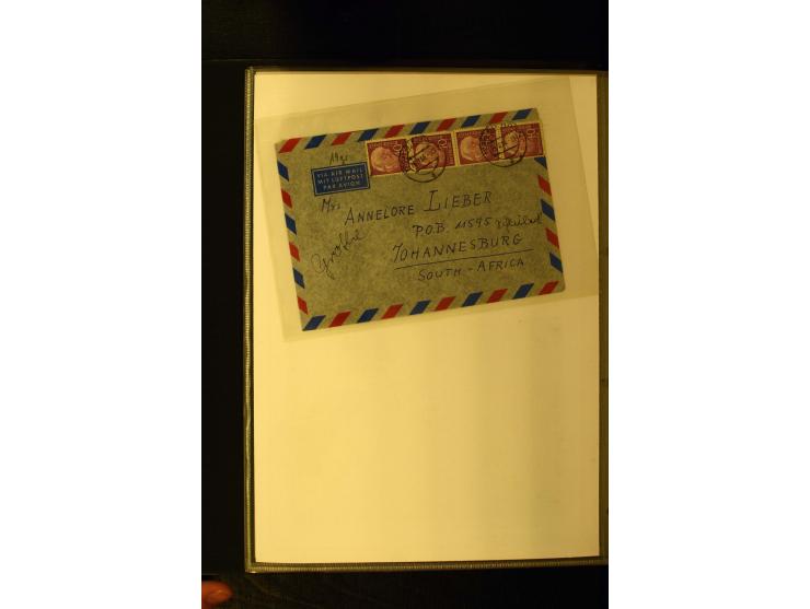 1954/1964, Ausstellungs-Sammlung "HEUSS I" in 2 Ordnern mit vielen besseren Einzel- und Mehrfachfrankaturen, reichlich Portos