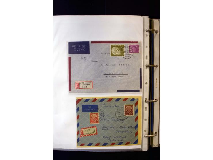 1954/1964, Ausstellungs-Sammlung "HEUSS I" in 2 Ordnern mit vielen besseren Einzel- und Mehrfachfrankaturen, reichlich Portos