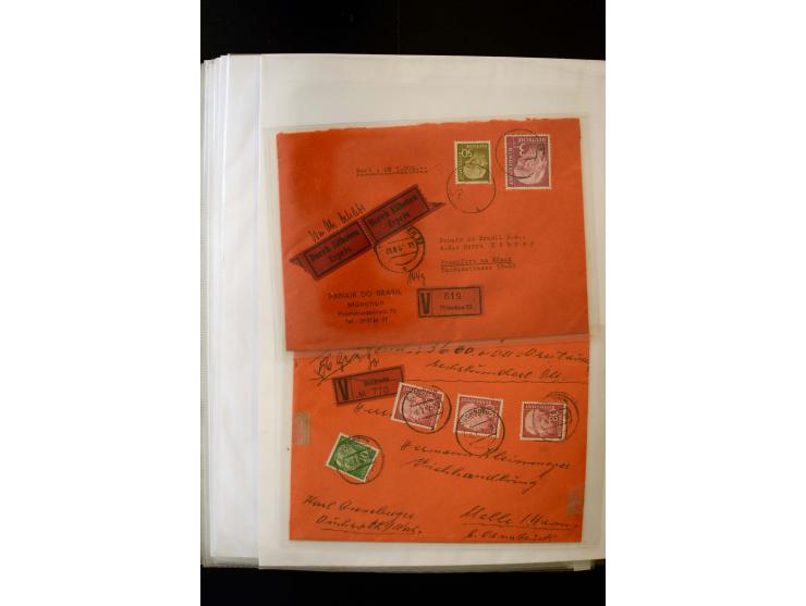 1954/1964, Ausstellungs-Sammlung "HEUSS I" in 2 Ordnern mit vielen besseren Einzel- und Mehrfachfrankaturen, reichlich Portos