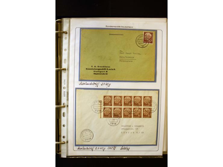 1954/1964, Ausstellungs-Sammlung "HEUSS I" in 2 Ordnern mit vielen besseren Einzel- und Mehrfachfrankaturen, reichlich Portos