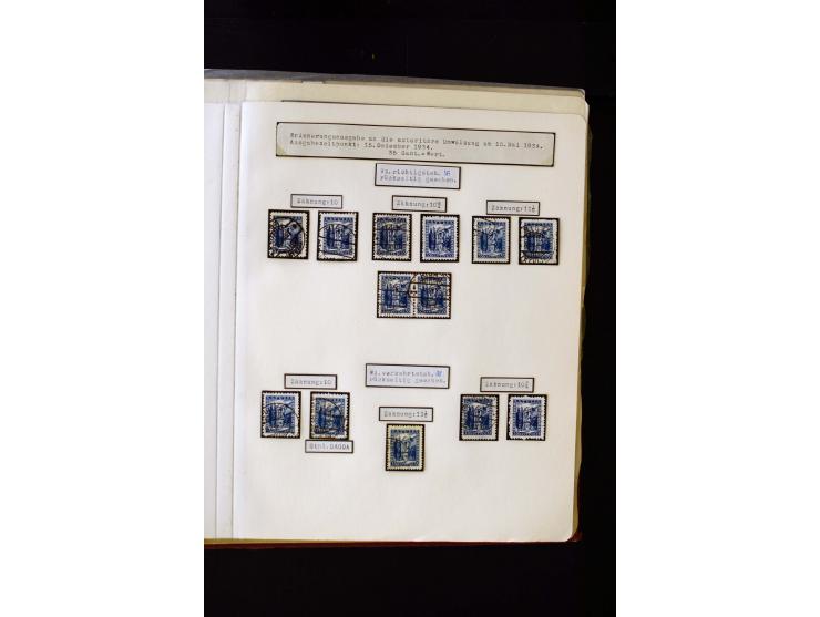 1934/37, very interesting unused and used collection ex Mi.-No. 232-261, containing multiples, plate flaws, perforation and w
