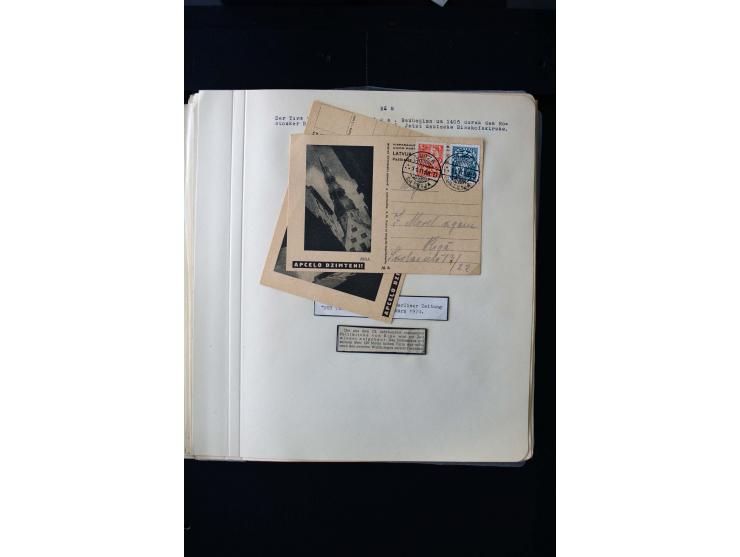  TOURIST PICTURE POSTCARDS: More than 150 cards in yellow, green and grey, many used, mostly fine