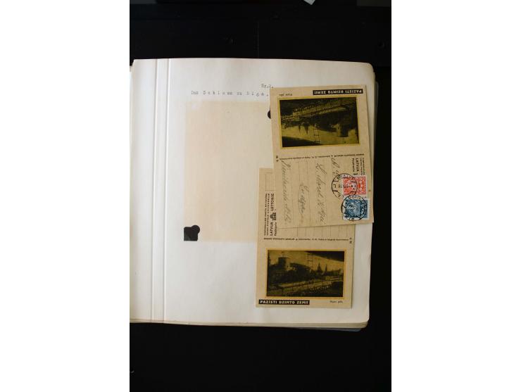  TOURIST PICTURE POSTCARDS: More than 150 cards in yellow, green and grey, many used, mostly fine